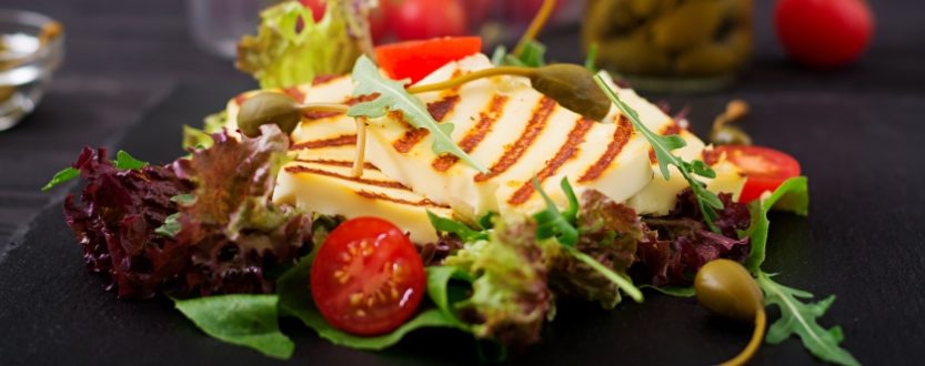 Grillowany ser halloumi
